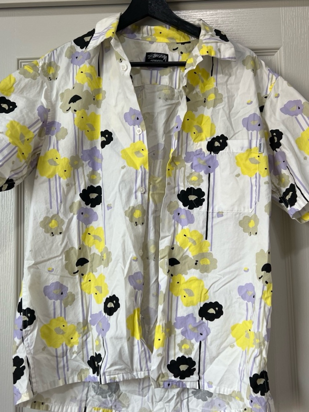Stussy Medium White Floral Short-Sleeve Button-Up Shirt - Yellow & Lavender